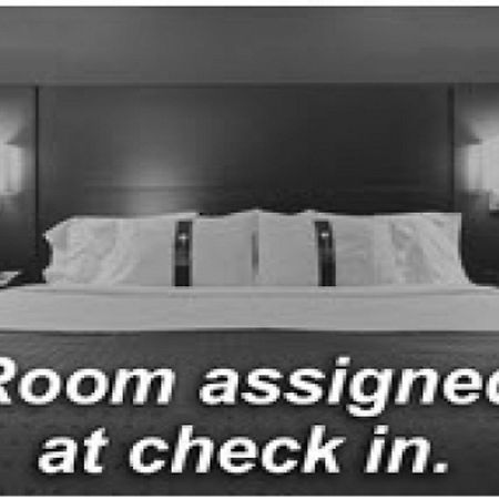 Holiday Inn Express Hotel & Suites Barrie By Ihg Екстериор снимка