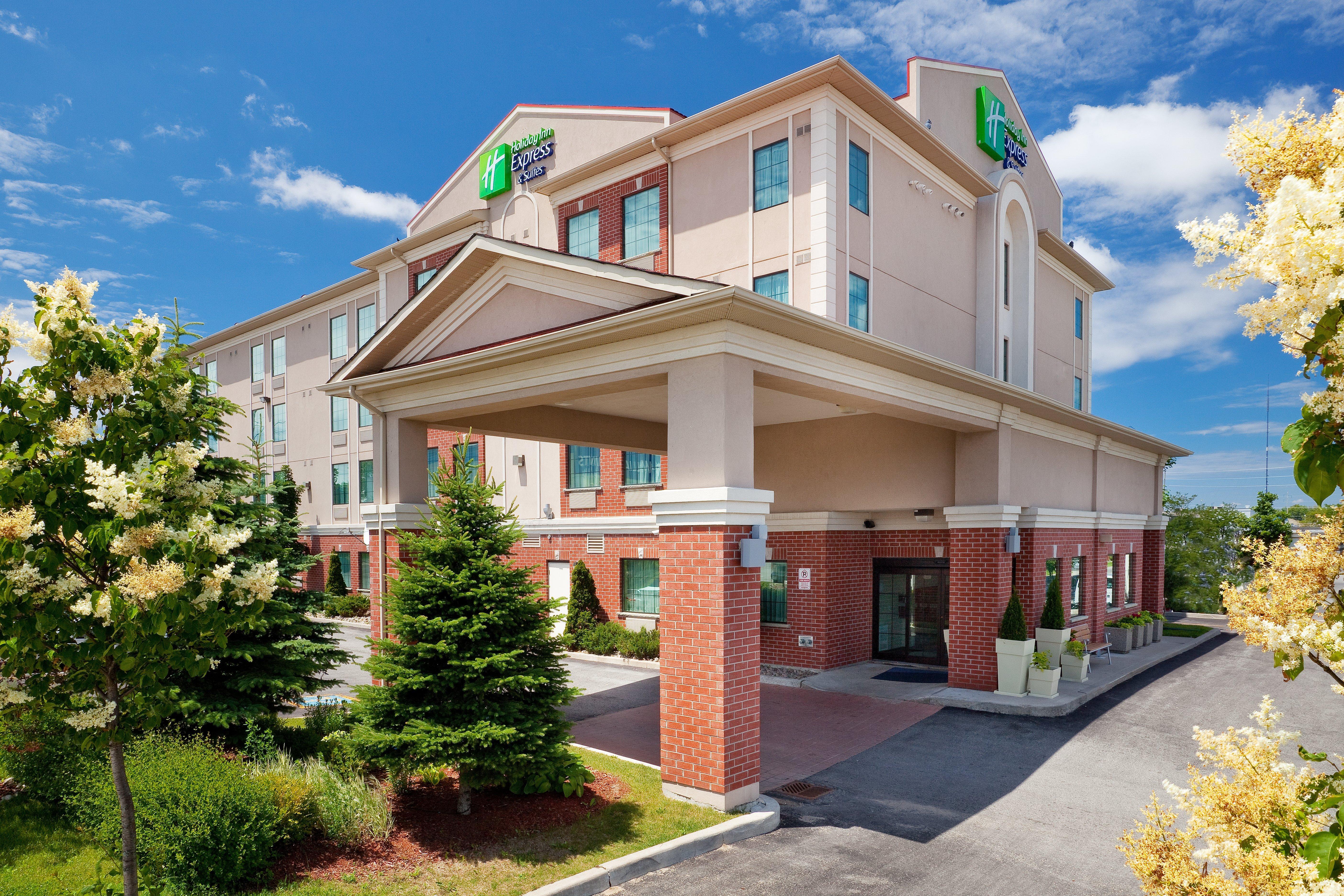 Holiday Inn Express Hotel & Suites Barrie By Ihg Екстериор снимка