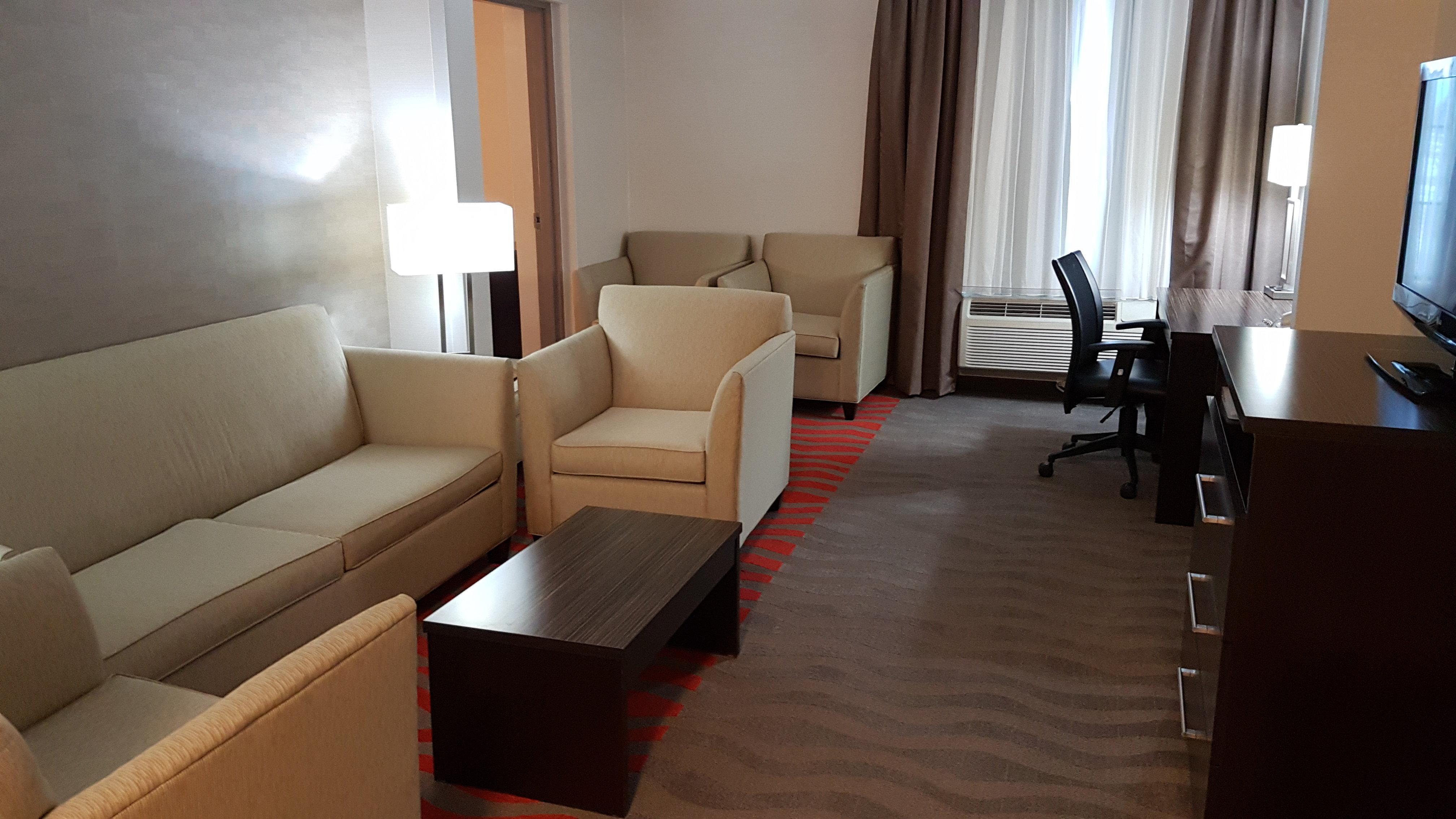 Holiday Inn Express Hotel & Suites Barrie By Ihg Екстериор снимка