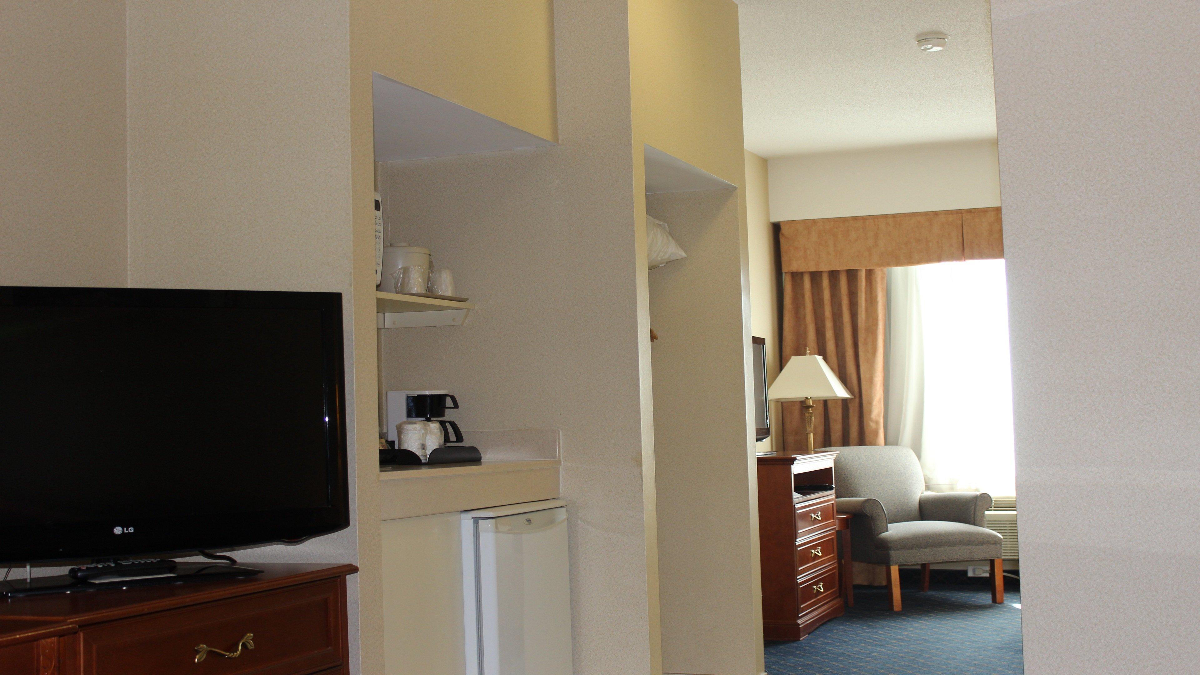 Holiday Inn Express Hotel & Suites Barrie By Ihg Екстериор снимка