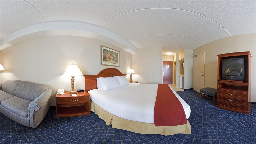 Holiday Inn Express Hotel & Suites Barrie By Ihg Екстериор снимка