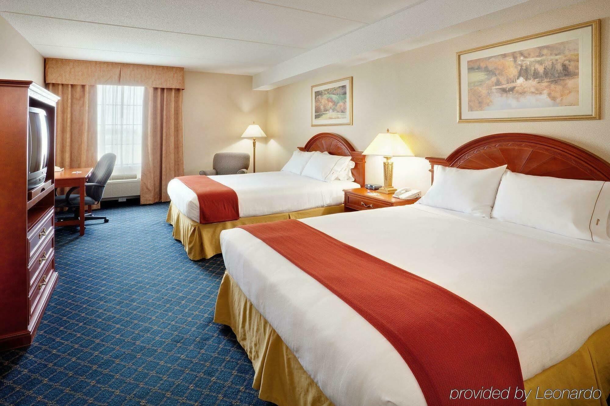 Holiday Inn Express Hotel & Suites Barrie By Ihg Екстериор снимка