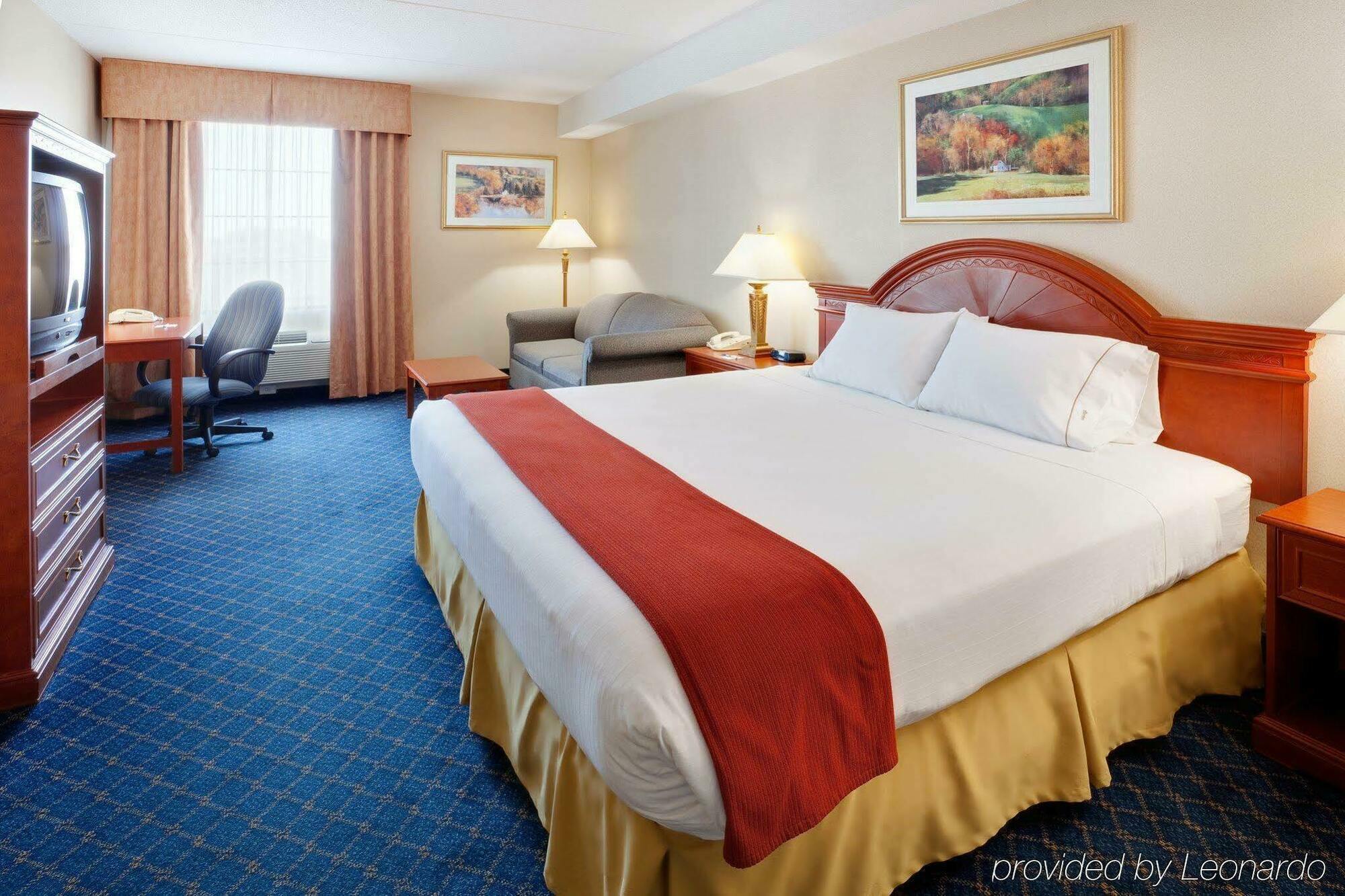 Holiday Inn Express Hotel & Suites Barrie By Ihg Екстериор снимка