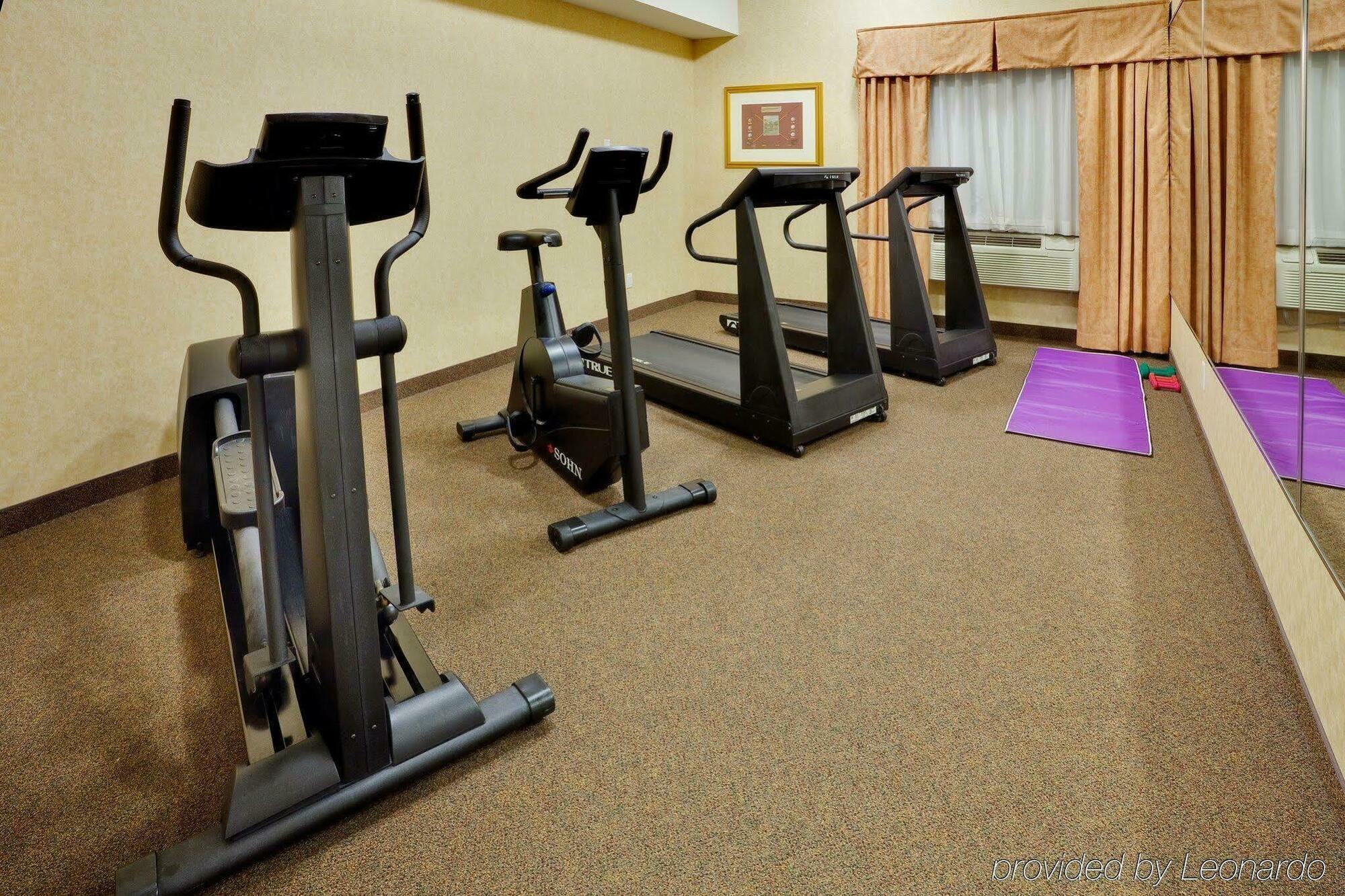 Holiday Inn Express Hotel & Suites Barrie By Ihg Екстериор снимка