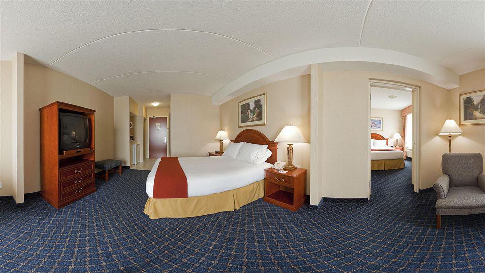 Holiday Inn Express Hotel & Suites Barrie By Ihg Екстериор снимка